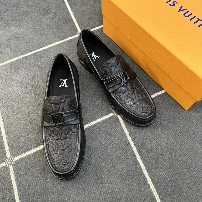 Louis Vuitton Shoe 